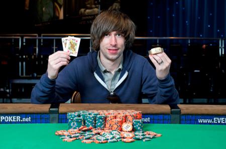 2010 Bracelet Champion #32 -- Jeffrey Papola