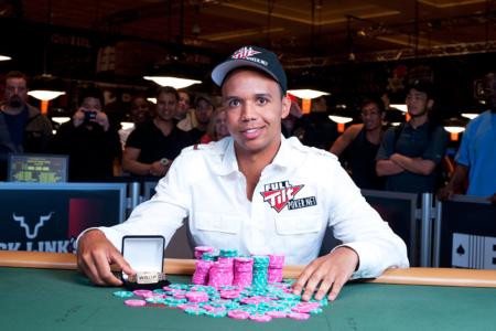 2010 Bracelet Champion #37 -- Phil Ivey